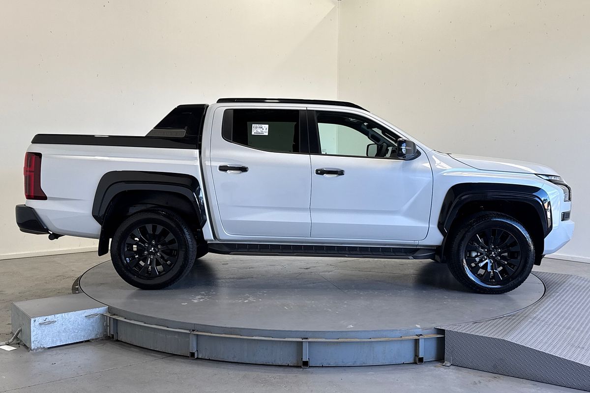 2026 Mitsubishi Triton GSR MV 4X4
