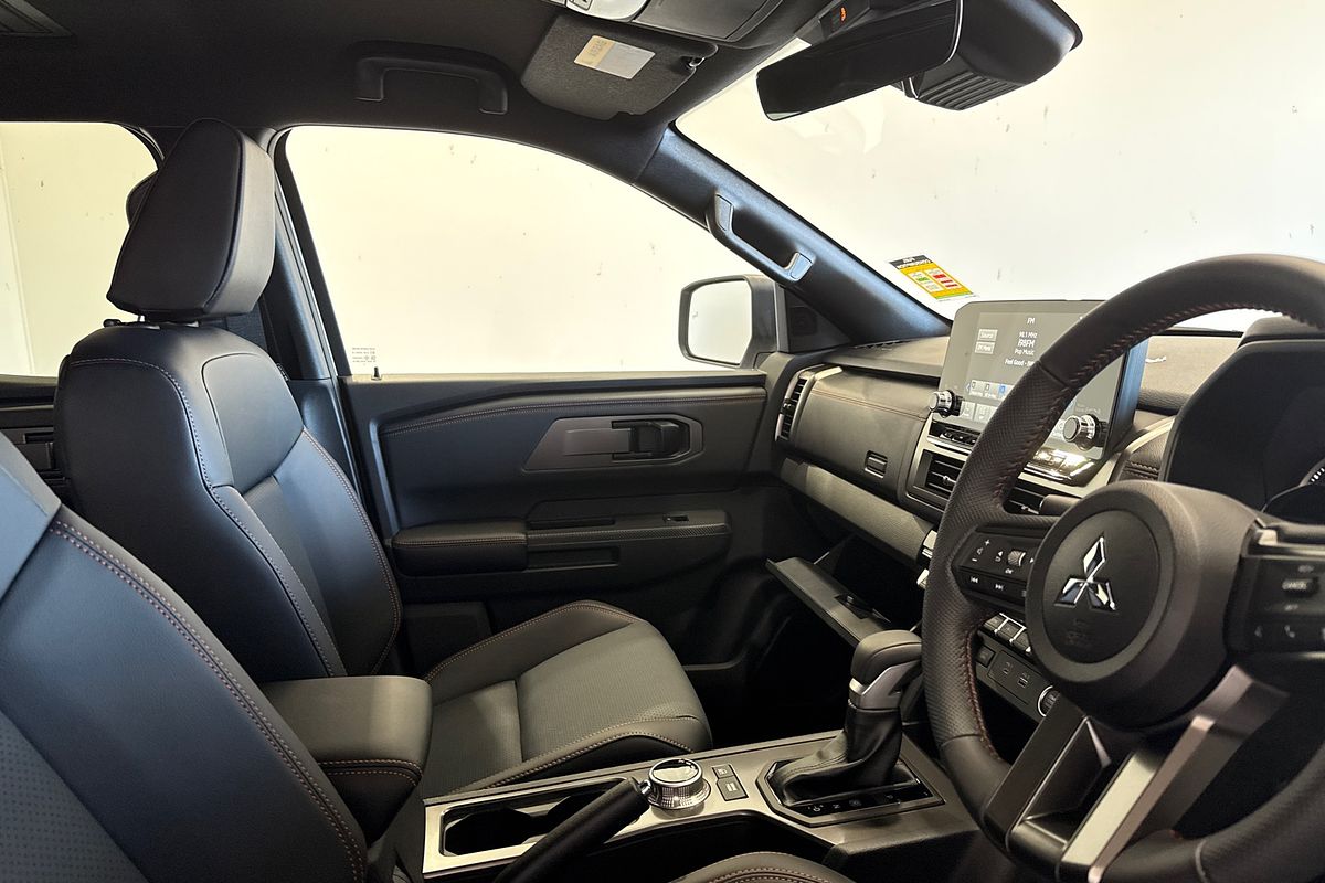 2026 Mitsubishi Triton GSR MV 4X4