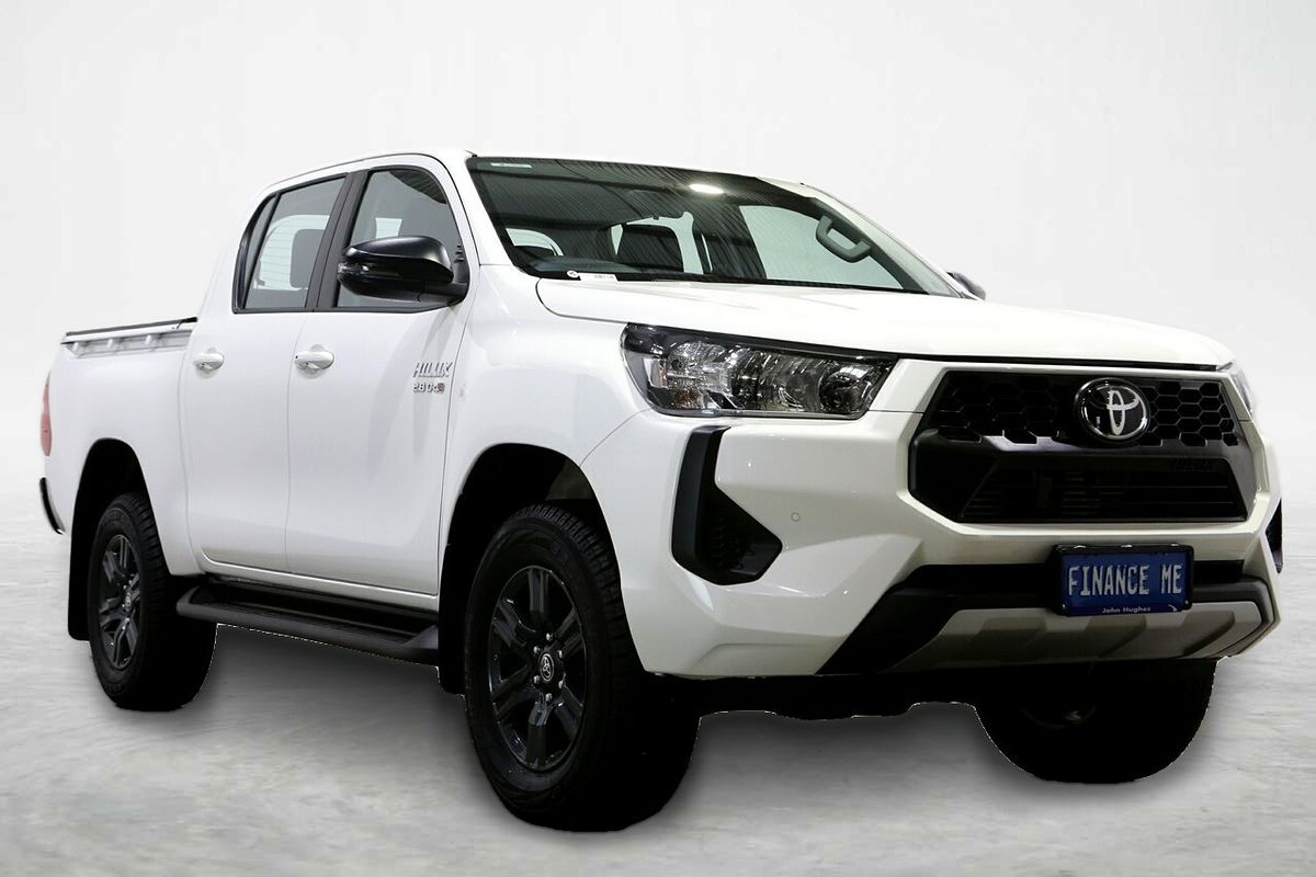 2025 Toyota Hilux SR 48V GUN126R 4X4