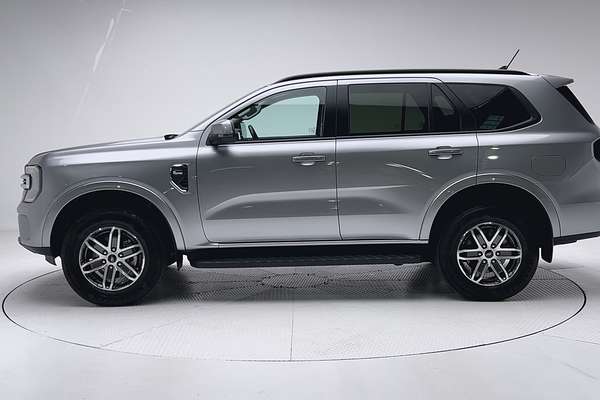 2022 Ford Everest Trend 2.0L thumb-4