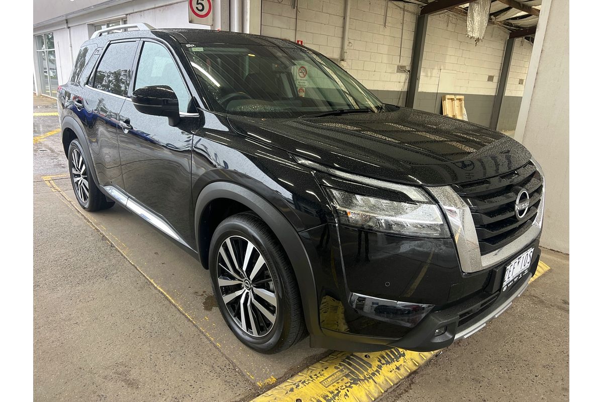 2023 Nissan Pathfinder Ti-L R53