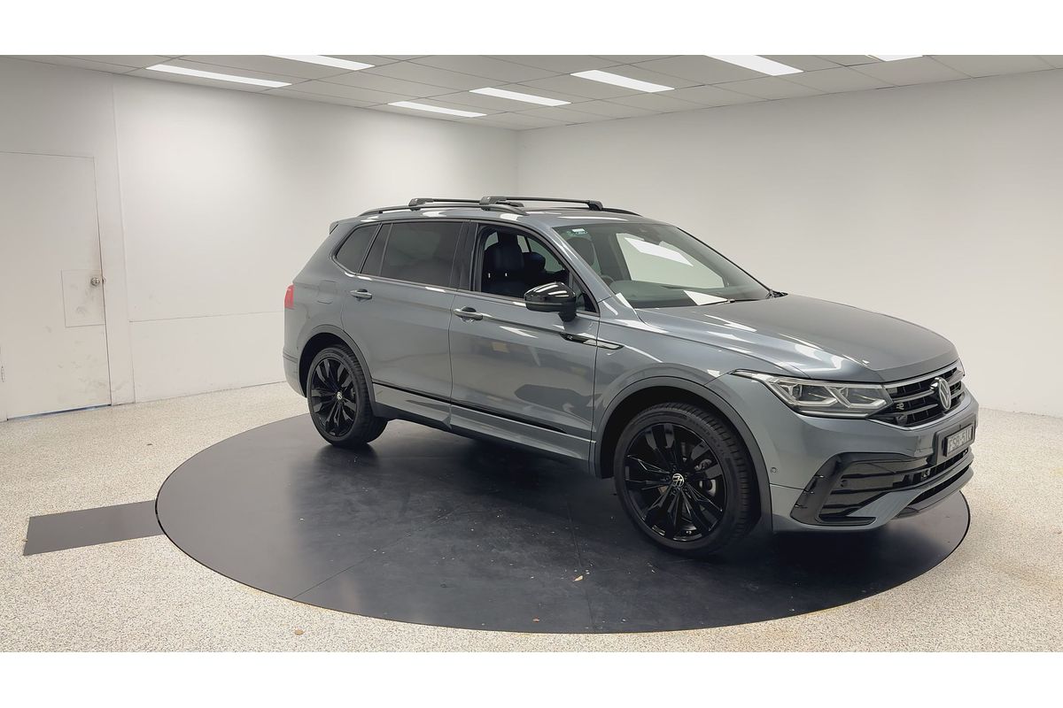 2024 Volkswagen Tiguan Wolfsburg Edition Allspace 5N
