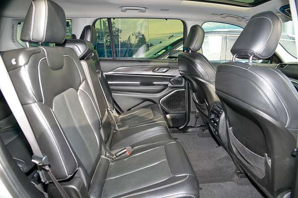 2022 Jeep Grand Cherokee L Limited WL thumb-8