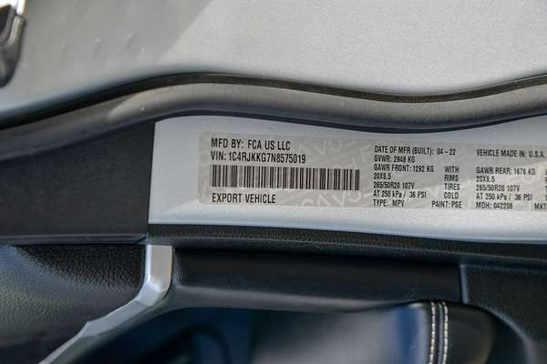 2022 Jeep Grand Cherokee L Limited WL thumb-22