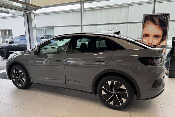 2025 Volkswagen ID.5 Pro E2