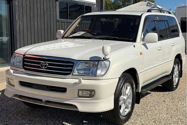 2000 Toyota Landcruiser GXL FZJ105R