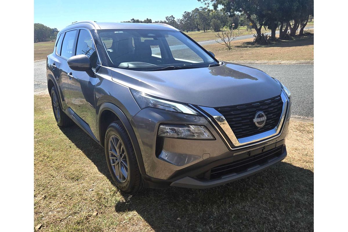 2024 Nissan X-TRAIL ST T33