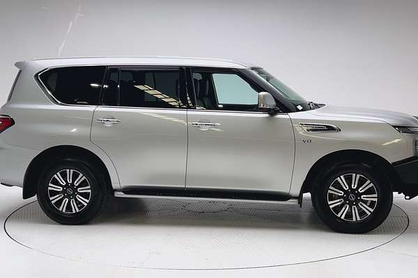2024 Nissan Patrol Ti Y62 thumb-8
