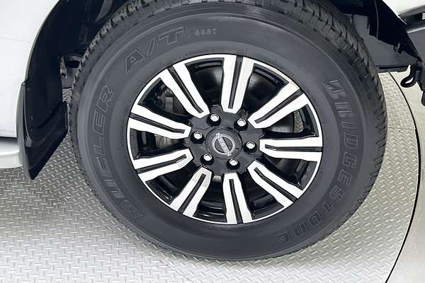 2024 Nissan Patrol Ti Y62 thumb-9