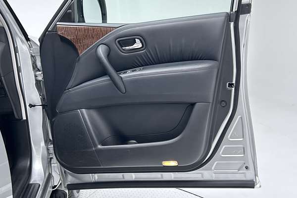 2024 Nissan Patrol Ti Y62 thumb-18