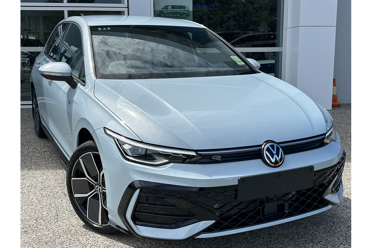 2025 Volkswagen Golf 110TSI R-Line 8.5