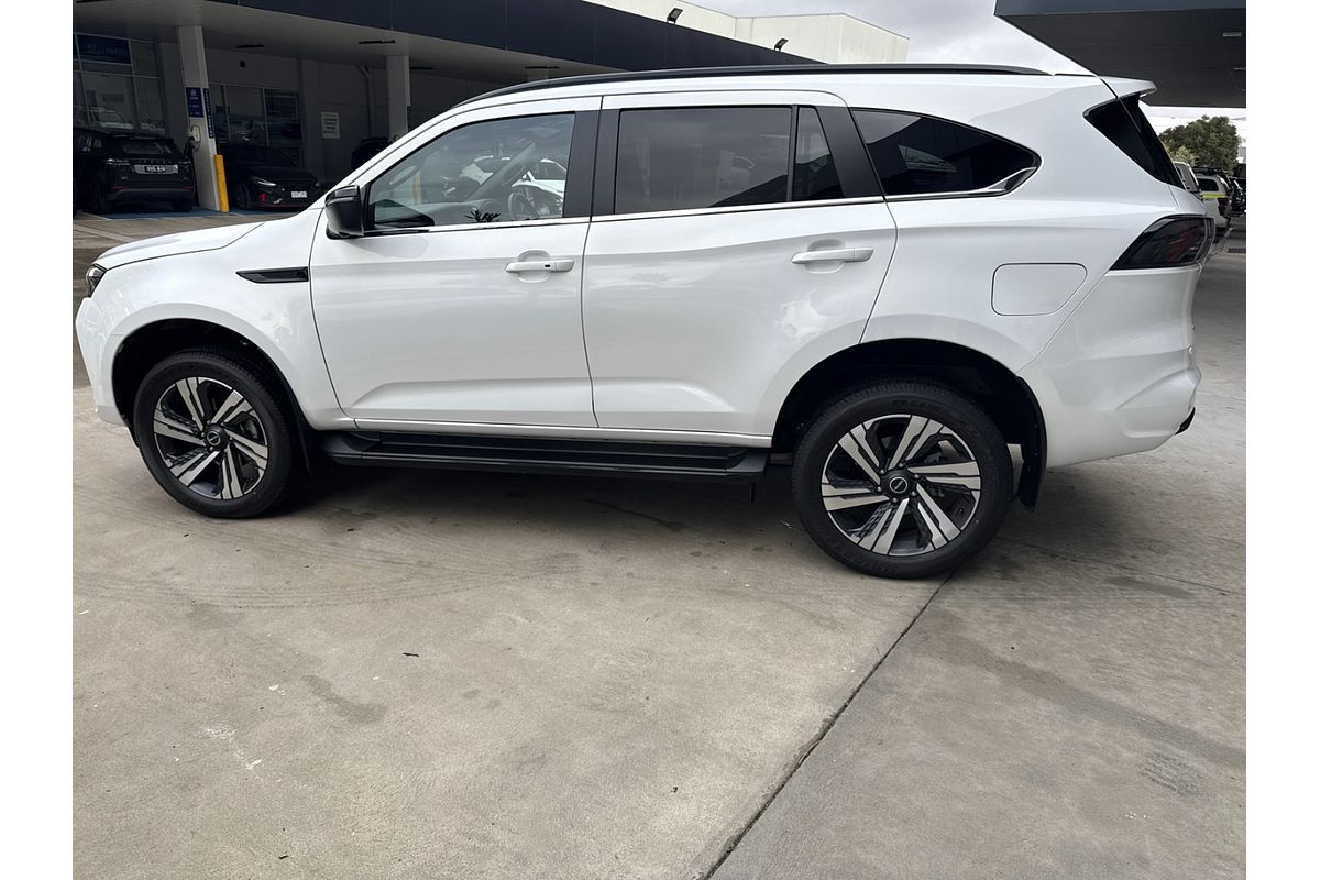 2025 Isuzu MU-X LS-T image 4