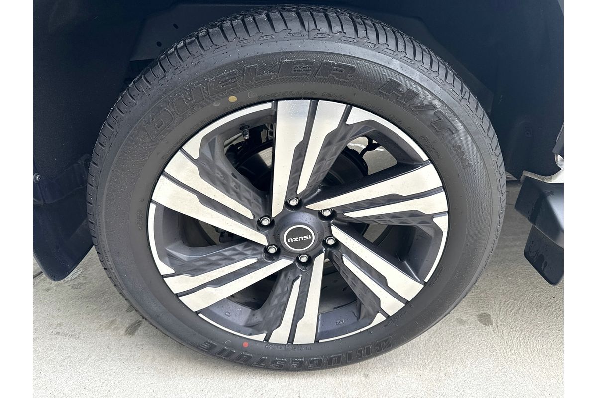 2025 Isuzu MU-X LS-T image 7