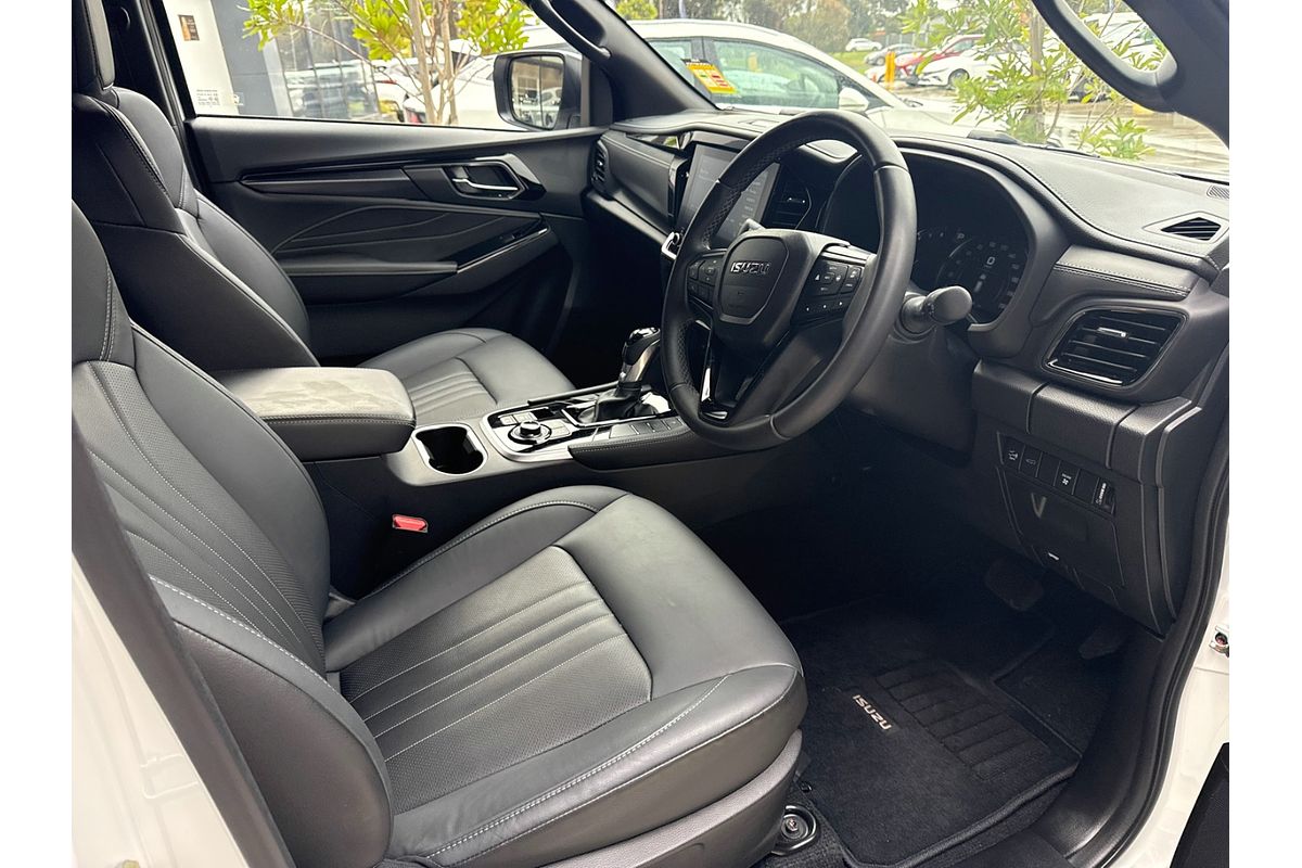 2025 Isuzu MU-X LS-T image 9