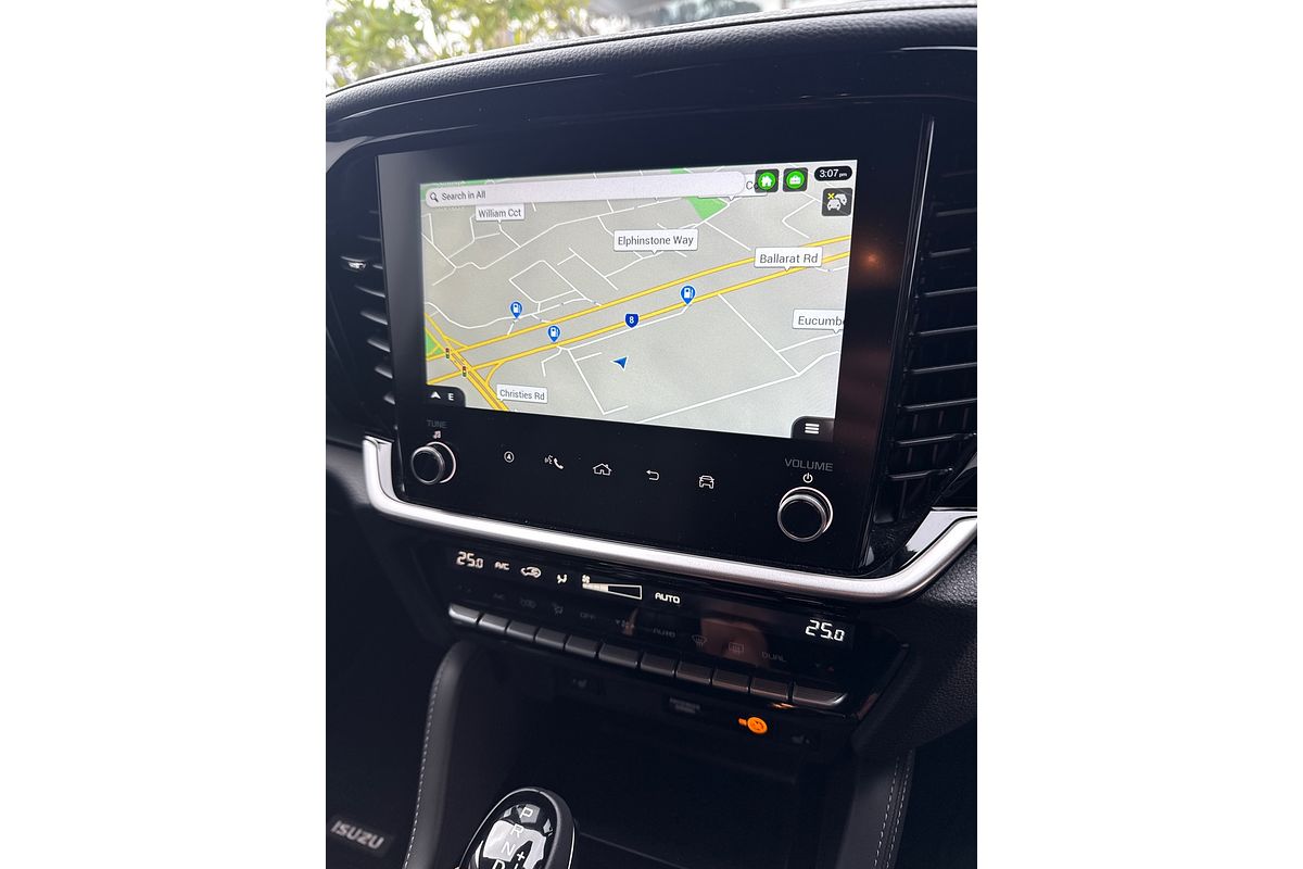 2025 Isuzu MU-X LS-T image 17