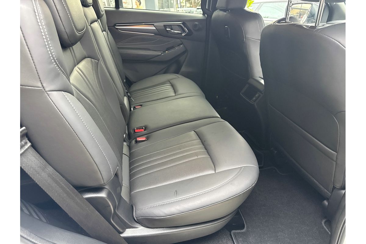 2025 Isuzu MU-X LS-T image 18