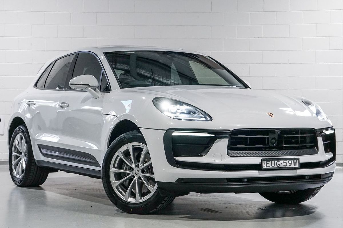 2022 Porsche Macan 95B