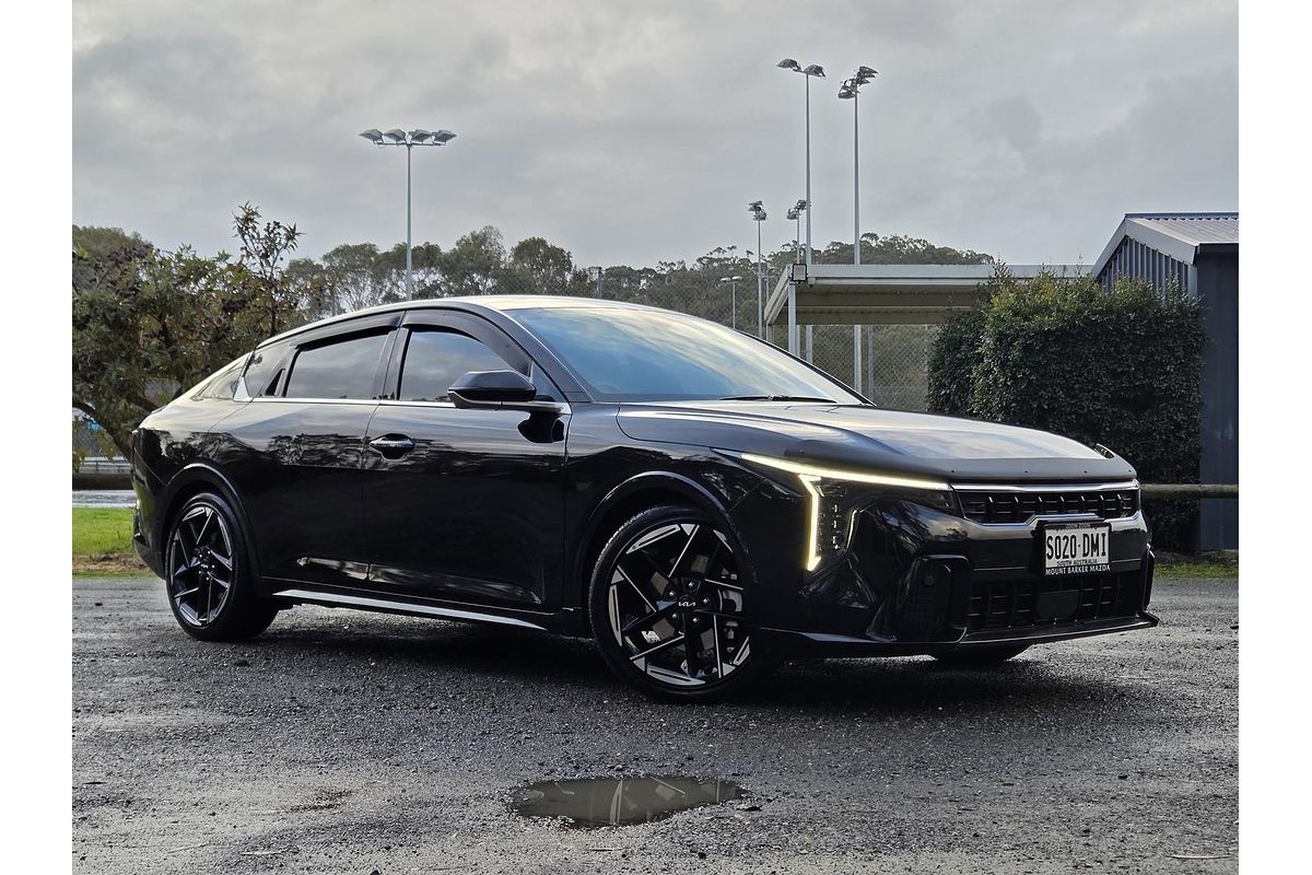 2024 Kia K4 GT-Line CL4m