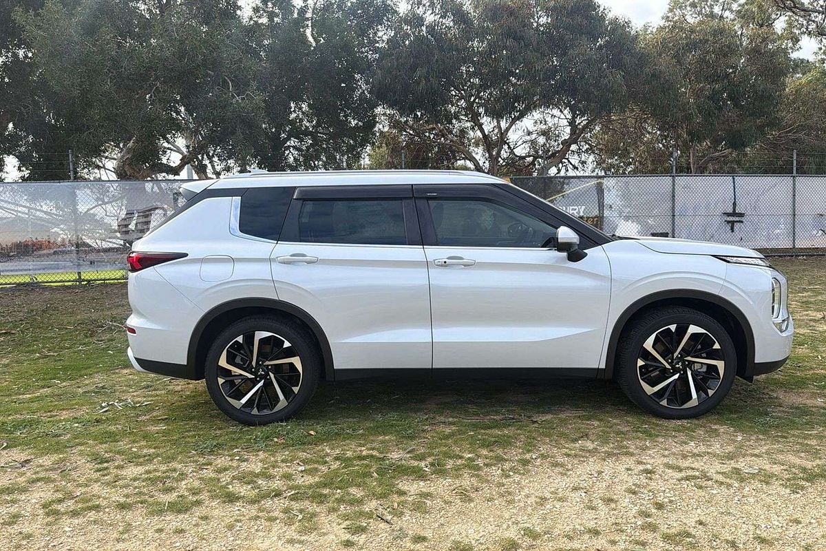 2022 Mitsubishi Outlander Aspire ZM