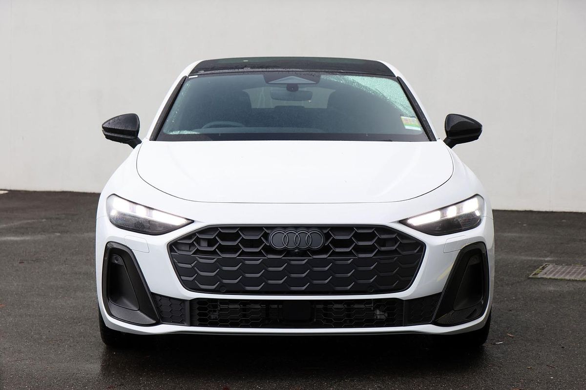 2025 Audi A5 e-hybrid S-Line B10