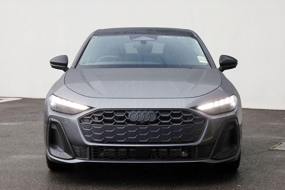 2025 Audi A5 e-hybrid S-Line B10