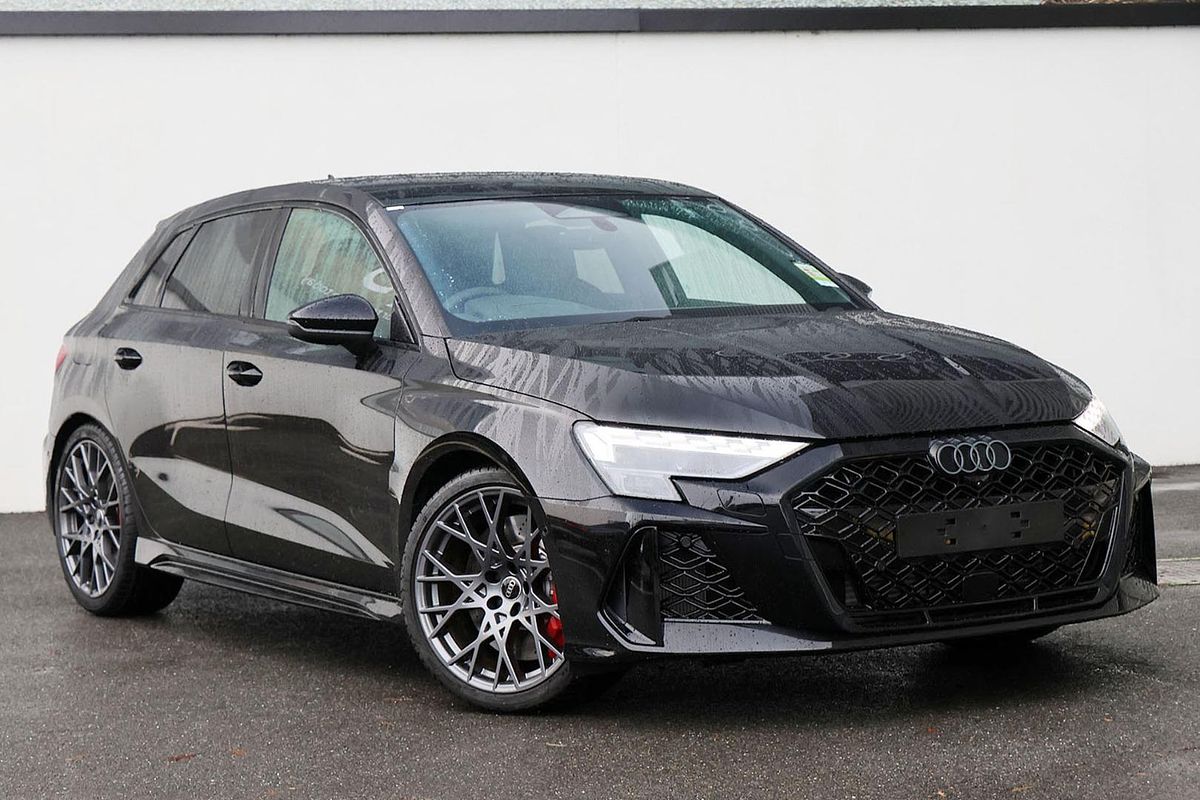 2025 Audi RS3 GY