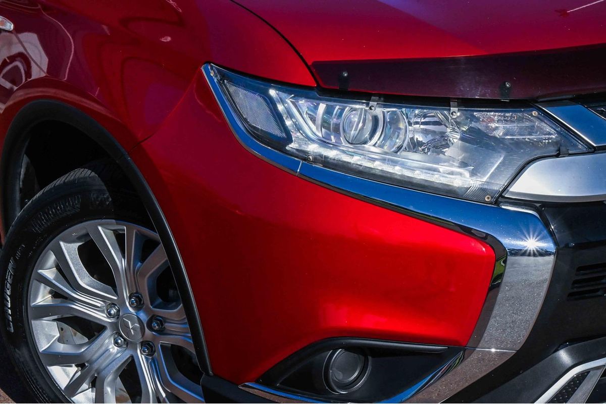 2021 Mitsubishi Outlander ES ZL