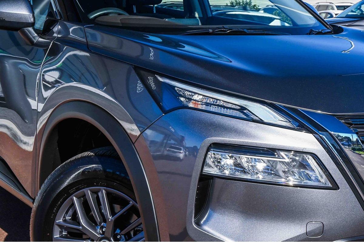 2025 Nissan X-TRAIL ST T33