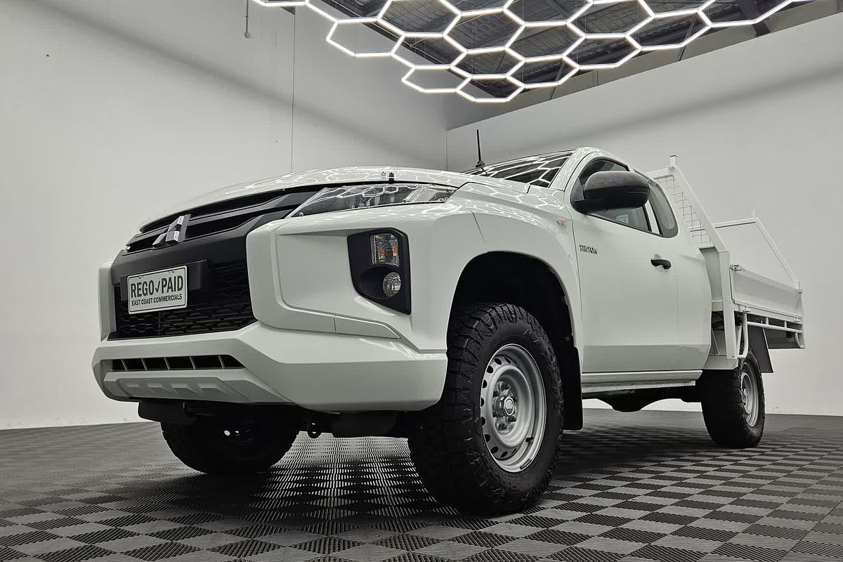 2019 Mitsubishi Triton GLX MR 4X4