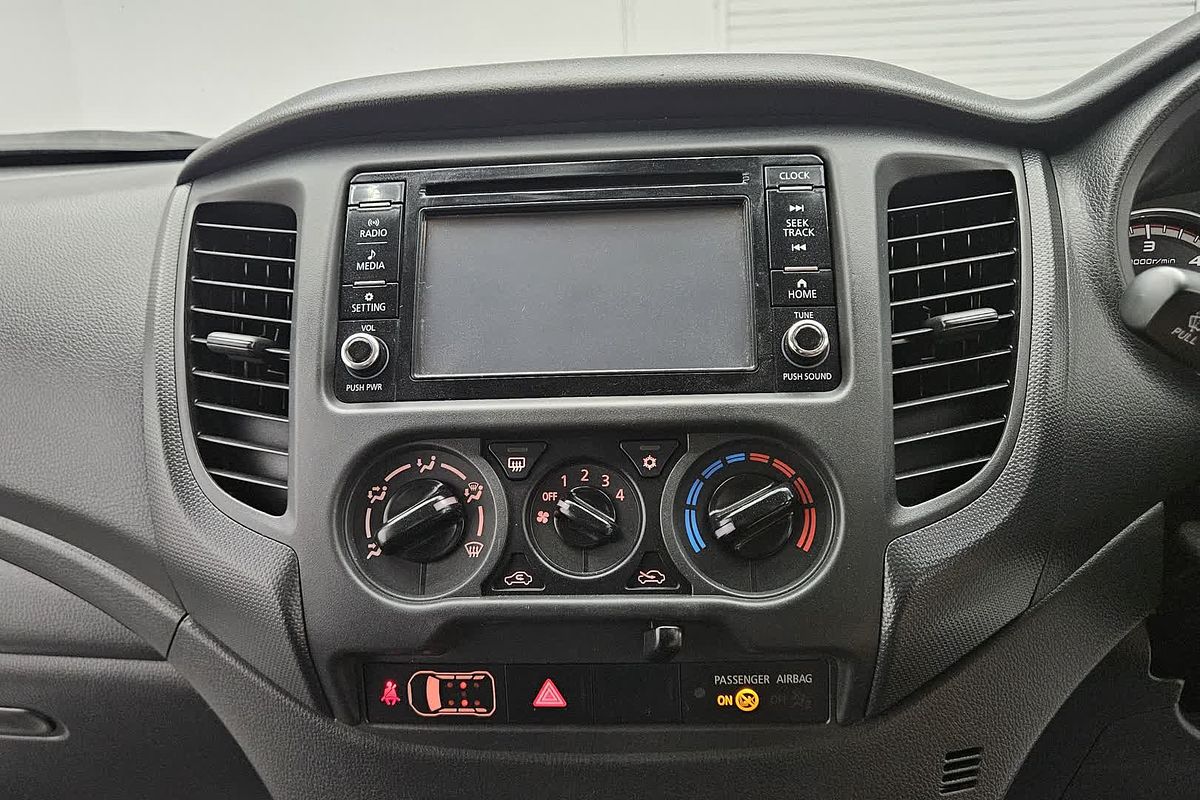 2019 Mitsubishi Triton GLX MR 4X4