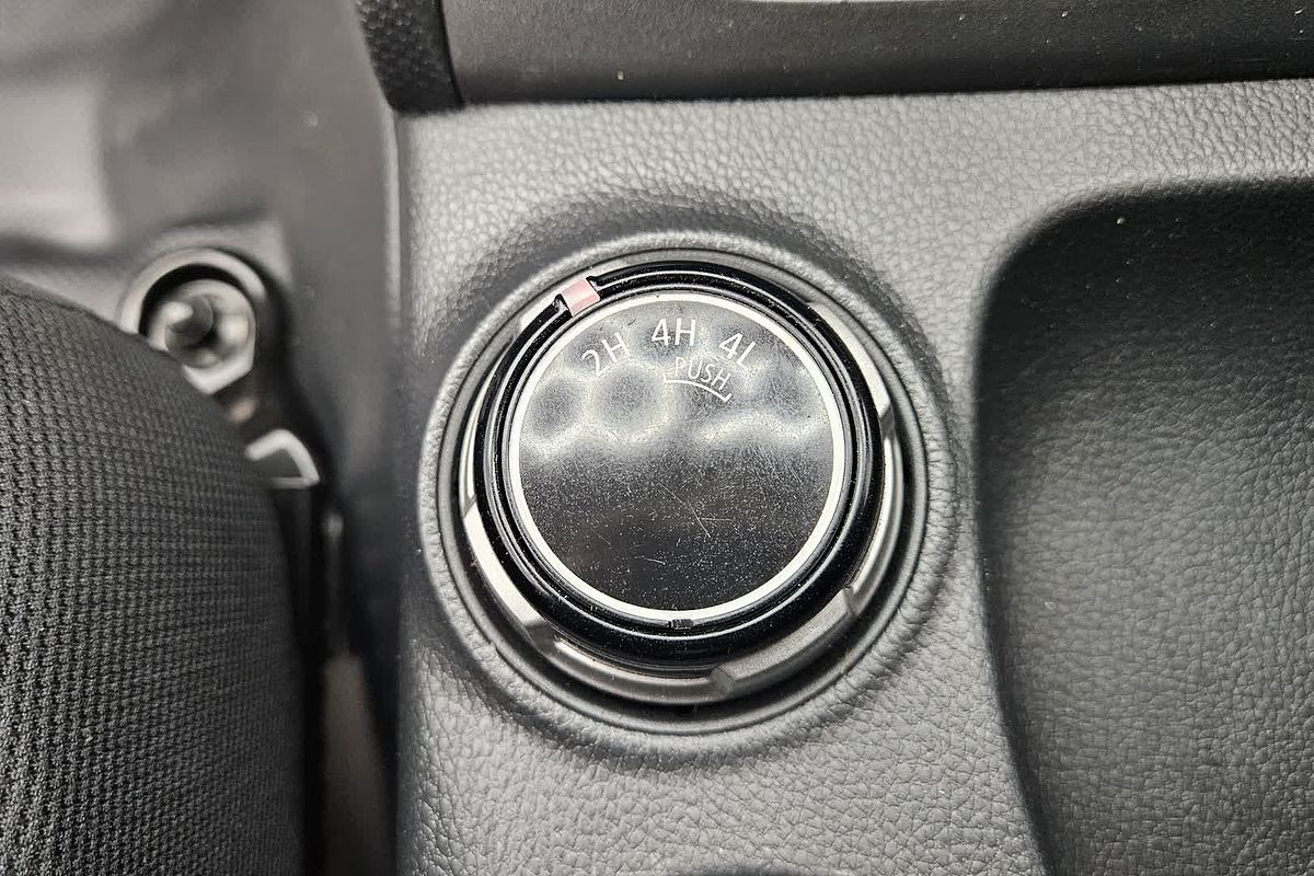 2019 Mitsubishi Triton GLX MR 4X4