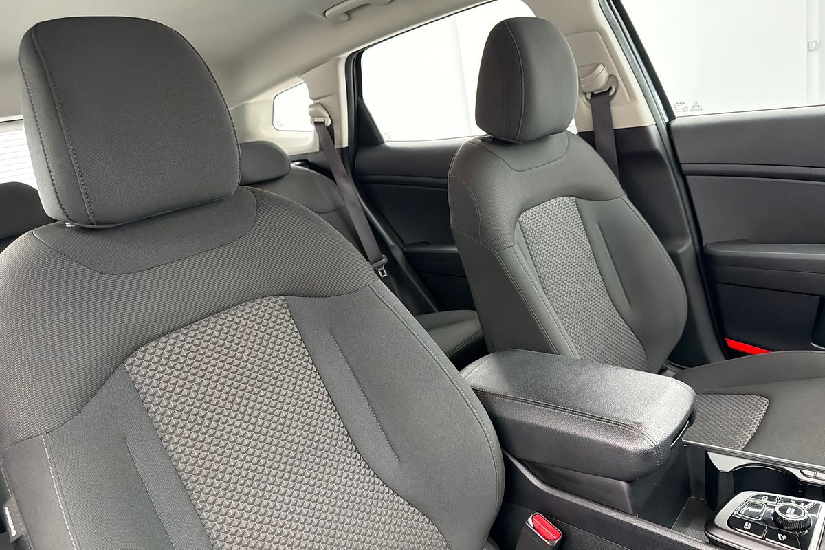 2024 Kia Sportage S NQ5