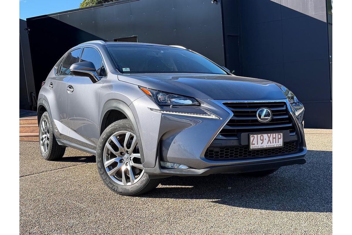 2017 Lexus NX NX300h Luxury AYZ10R