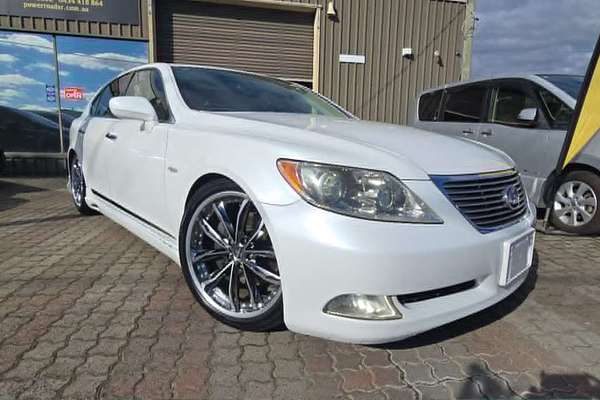 2007 Lexus LS 460