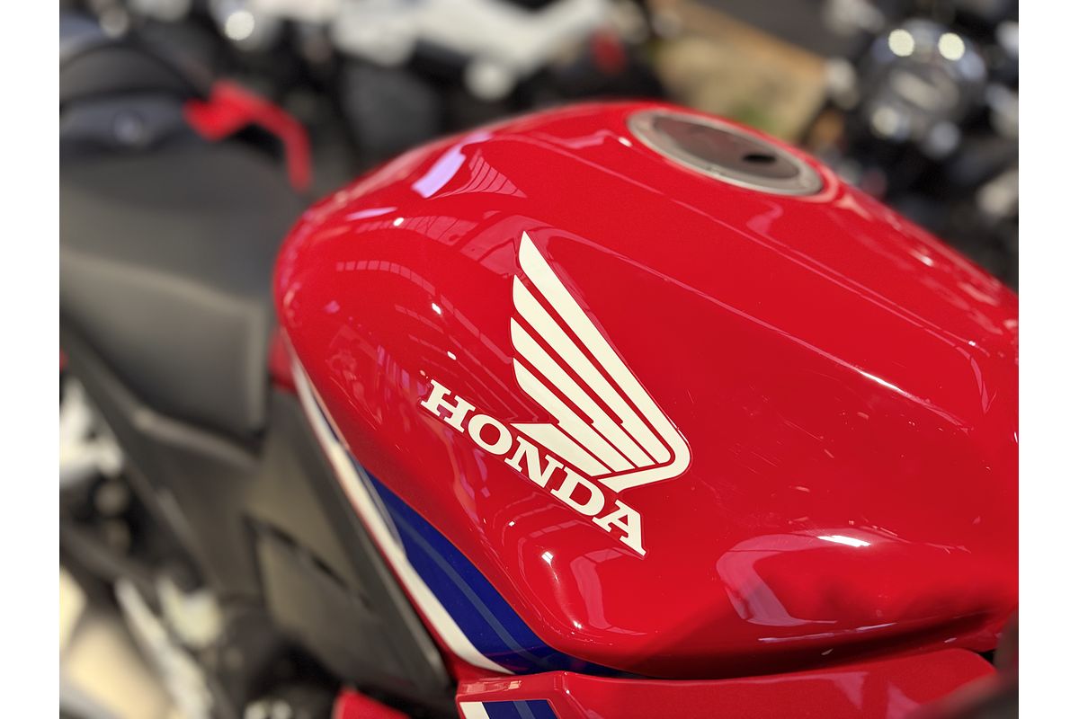 2026 Honda CBR500R E-CLUTCH