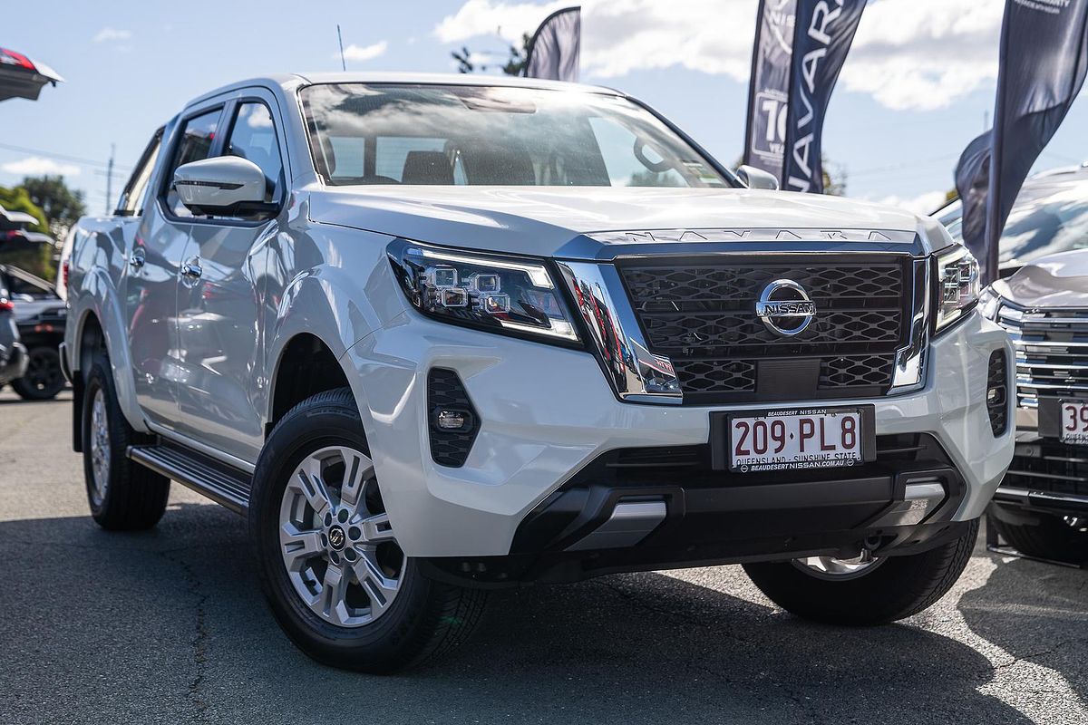 2025 Nissan Navara ST D23 4X4