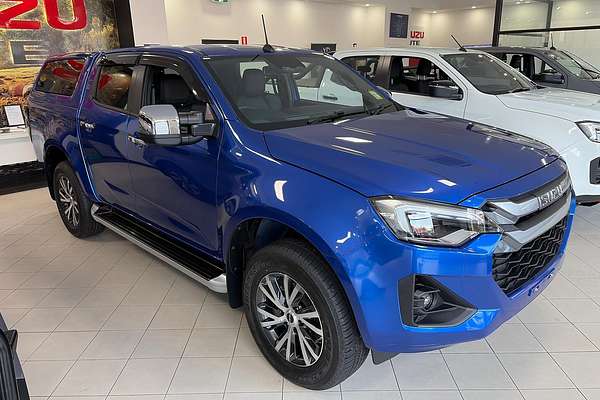 2026 Isuzu D-MAX LS-U+Tour Mate 4X4