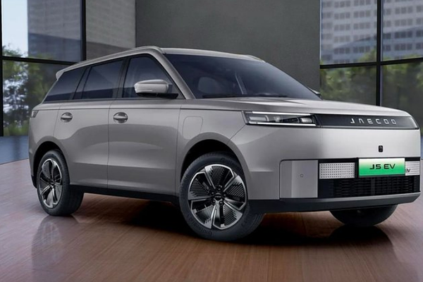 2026 OMODA JAECOO J5 EV Summit
