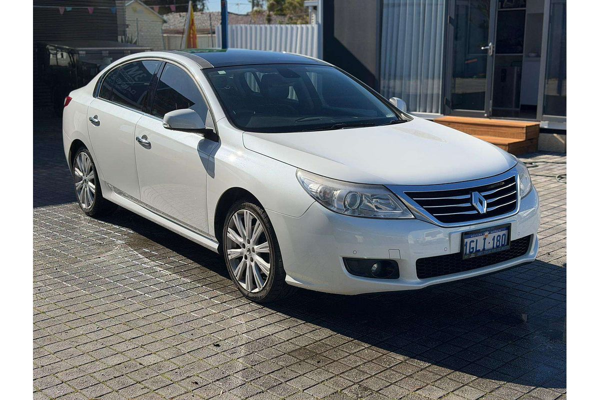 2011 Renault Latitude Luxe L43