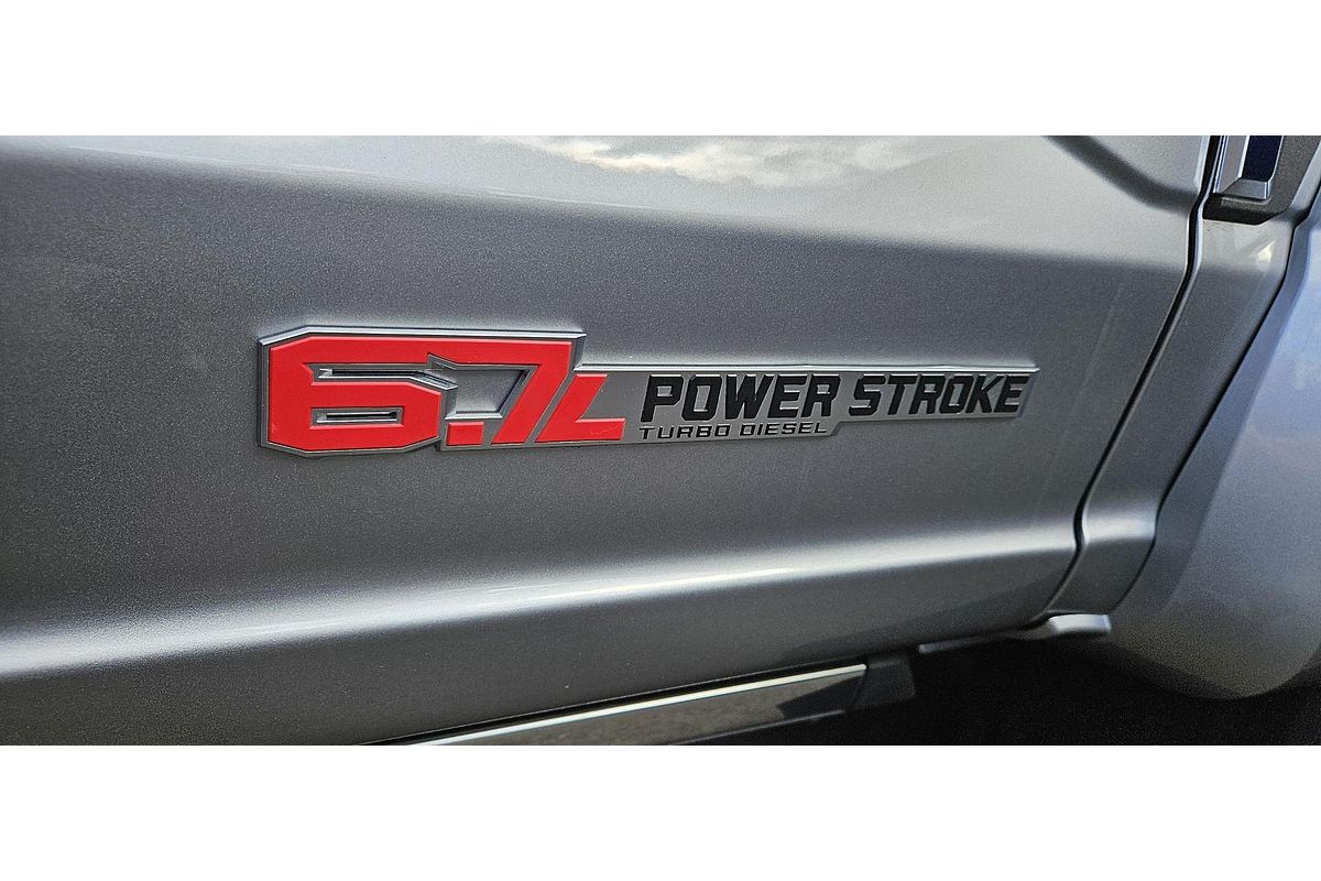 2024 Ford F450 Platinum 4X4 image 9