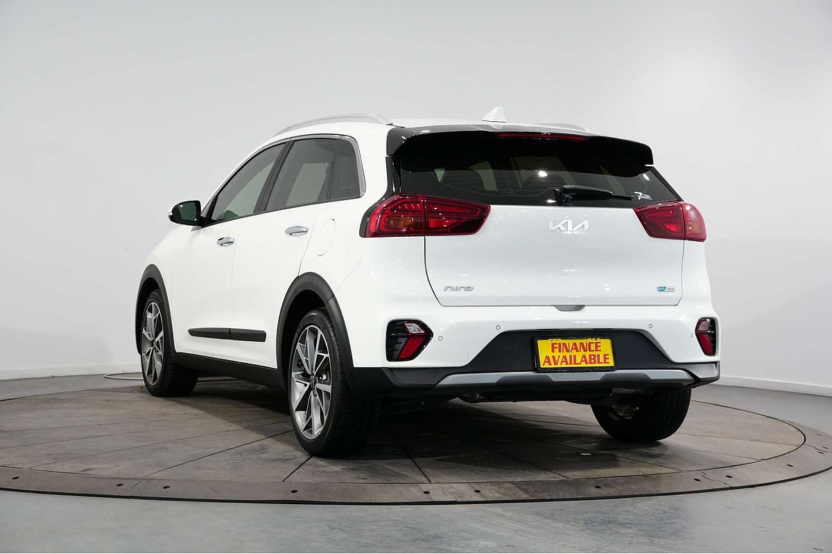 2022 Kia Niro Hybrid Sport DE