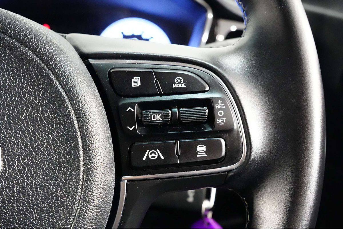 2022 Kia Niro Hybrid Sport DE