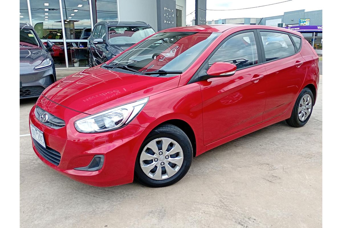 2016 Hyundai Accent Active RB4