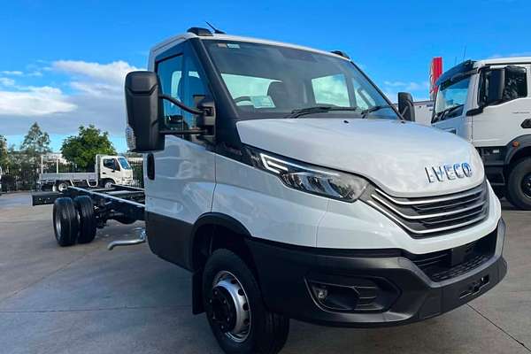 2025 IVECO Daily 70C21