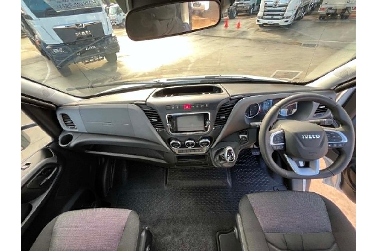 2025 IVECO Daily 70C21 image 13