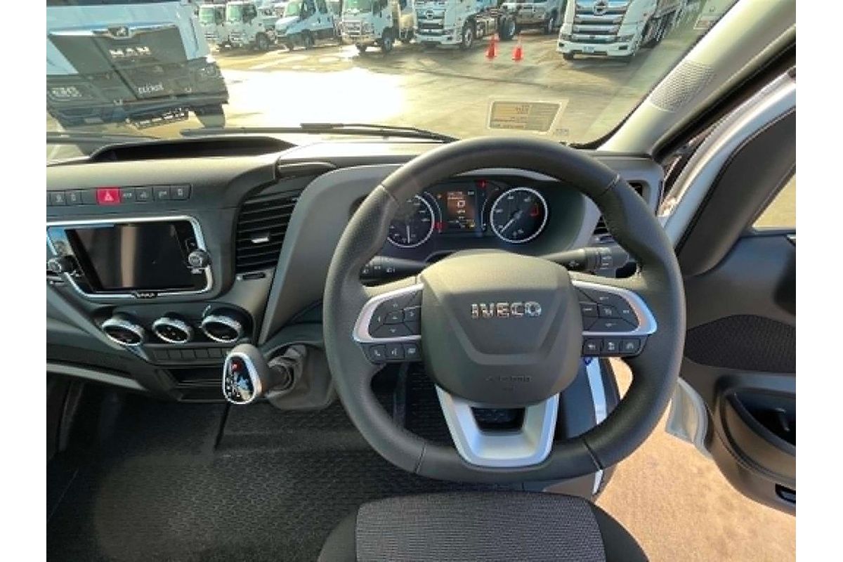 2025 IVECO Daily 70C21 image 14