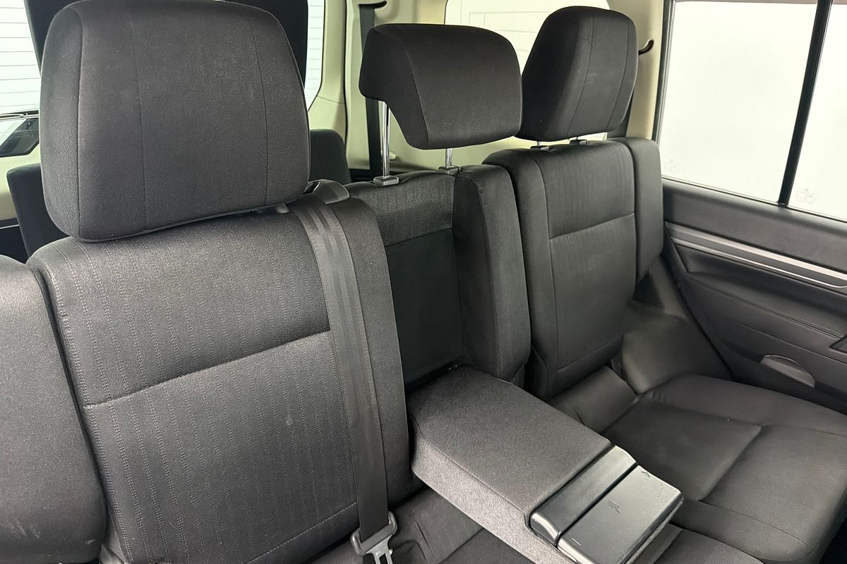 2018 Mitsubishi Pajero GLX NX