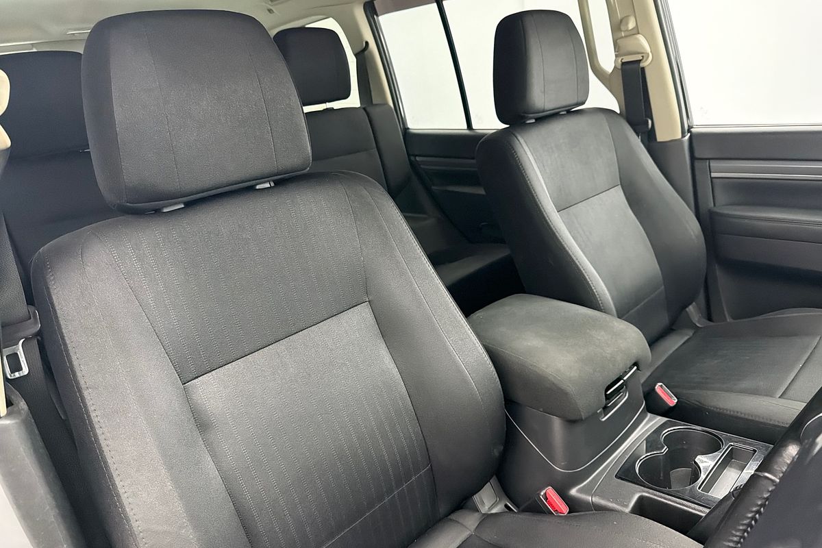 2018 Mitsubishi Pajero GLX NX