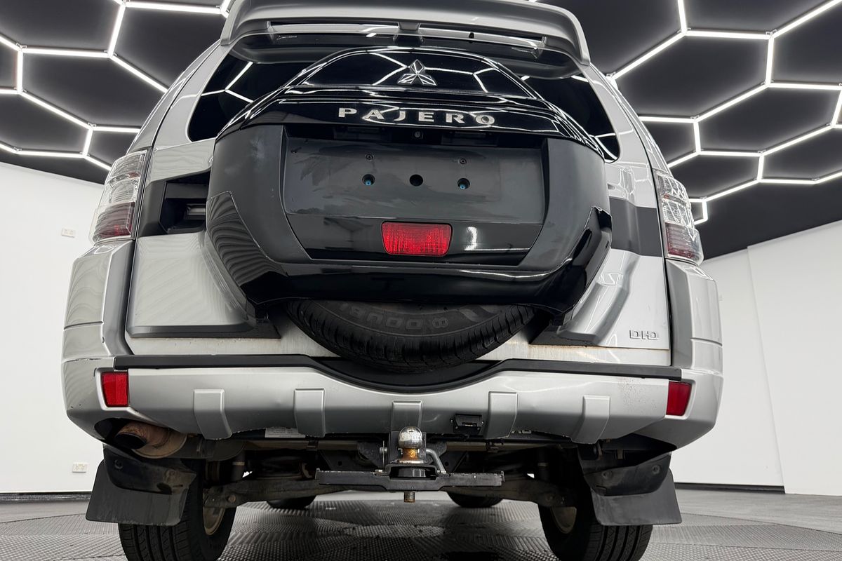 2018 Mitsubishi Pajero GLX NX