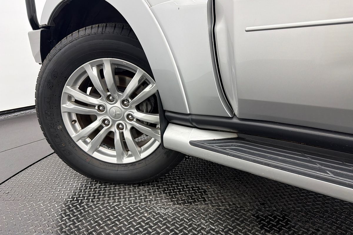 2018 Mitsubishi Pajero GLX NX